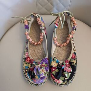 Cactus Multicolor Floral Women's Flats Size 39/8-8.5